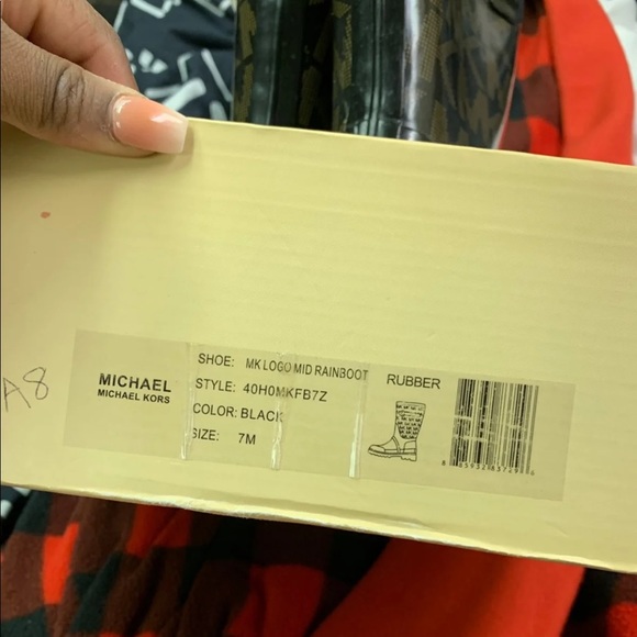 100% authentic!!! MK rain boots. - Picture 5 of 5